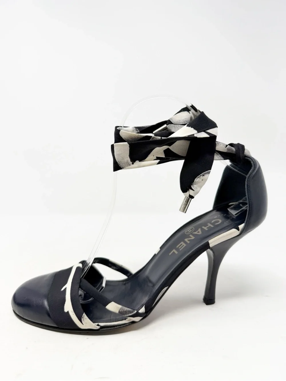 Chanel D’Orsay Ribbon Lace-Up Heels Womens Size EU 38.5 - Picture 5 of 10